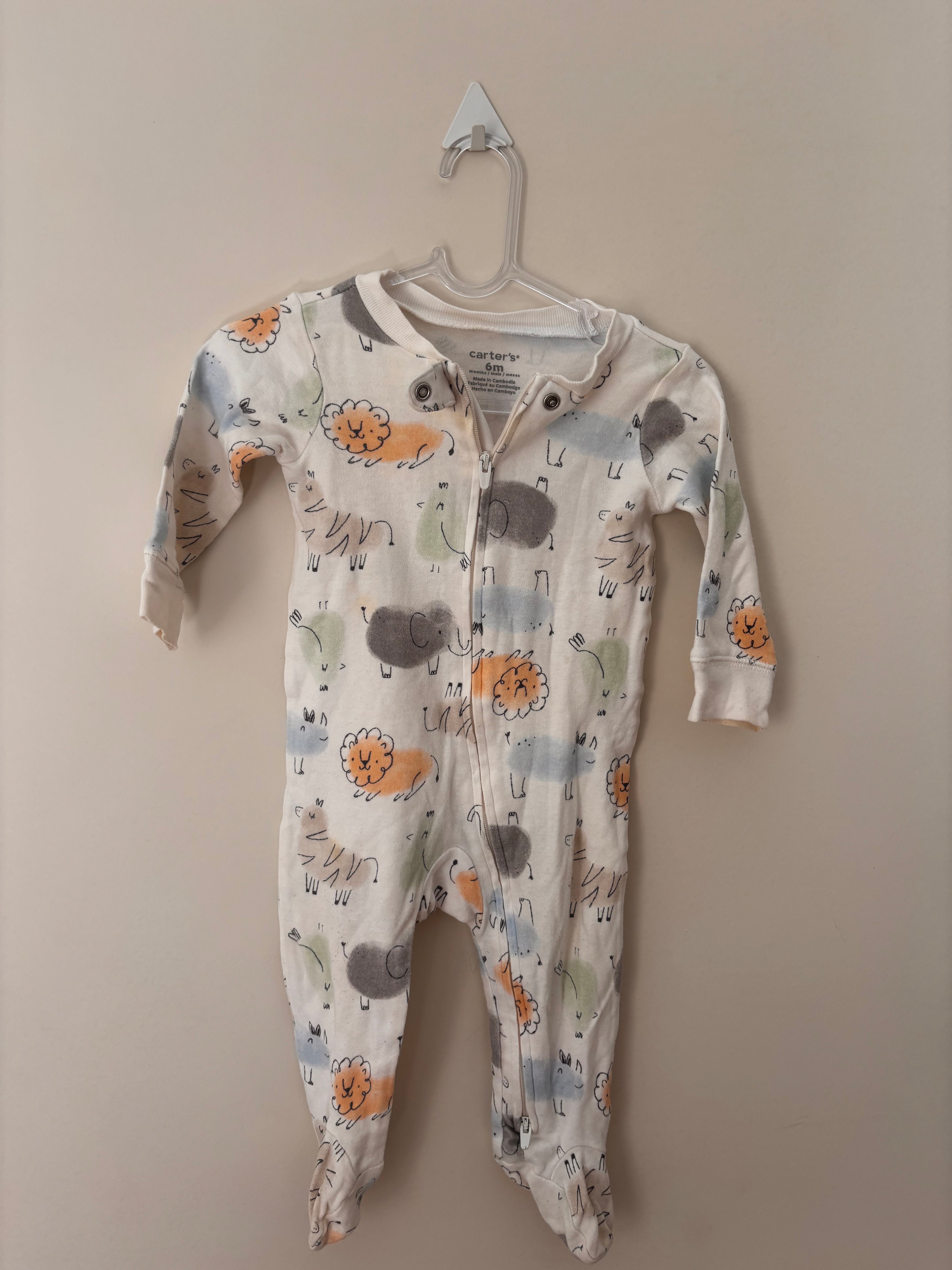 Macacão pijama Carter's bichos da fazenda creme - frente
