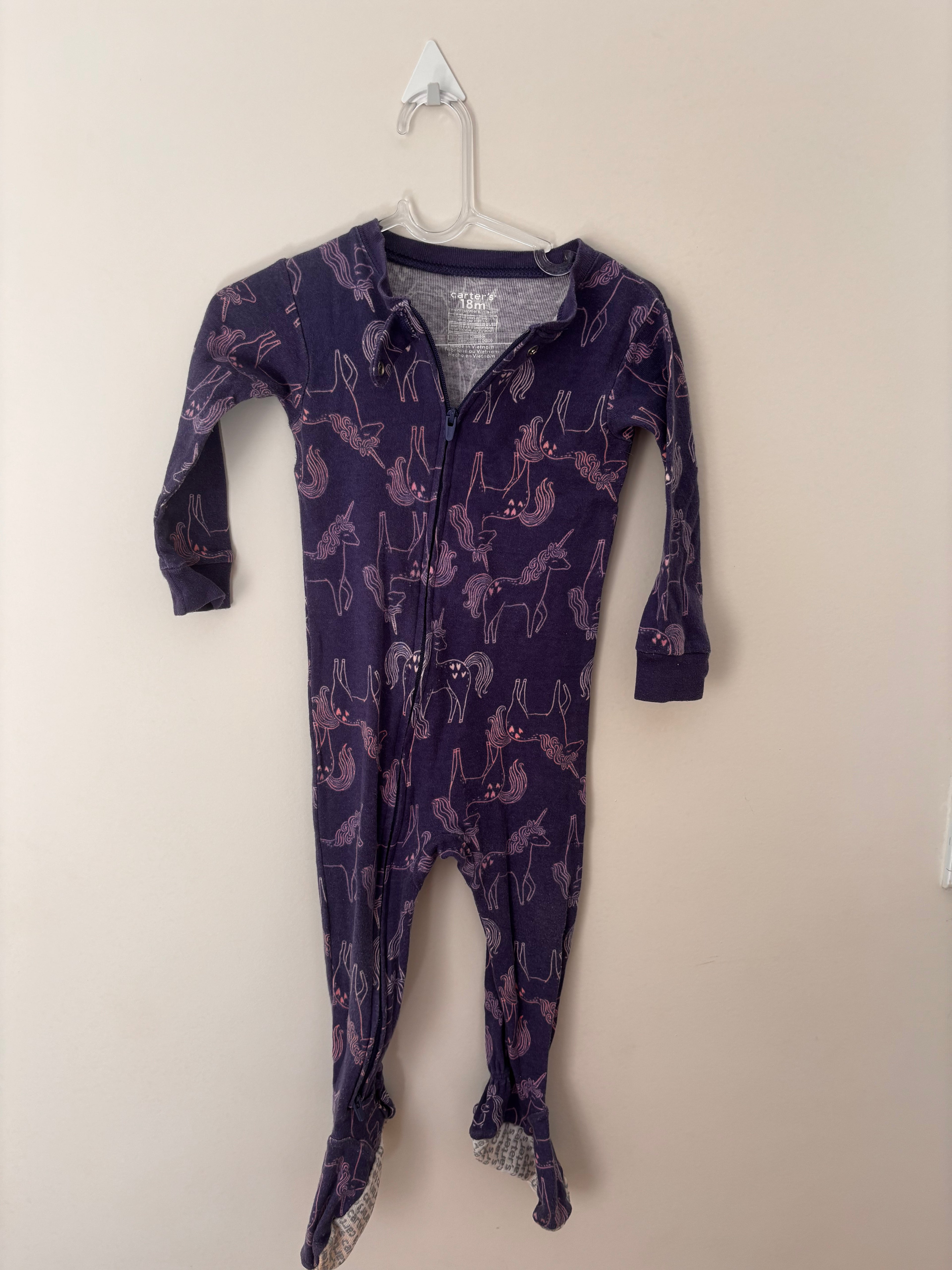 Macacão Pijama Unicórnios – Roxo (Bebê)