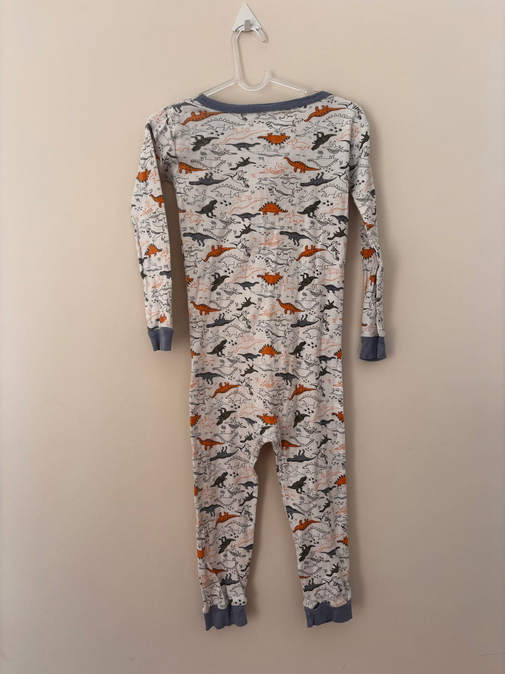 Macacão Pijama Dinossauros – Branco (Bebê)