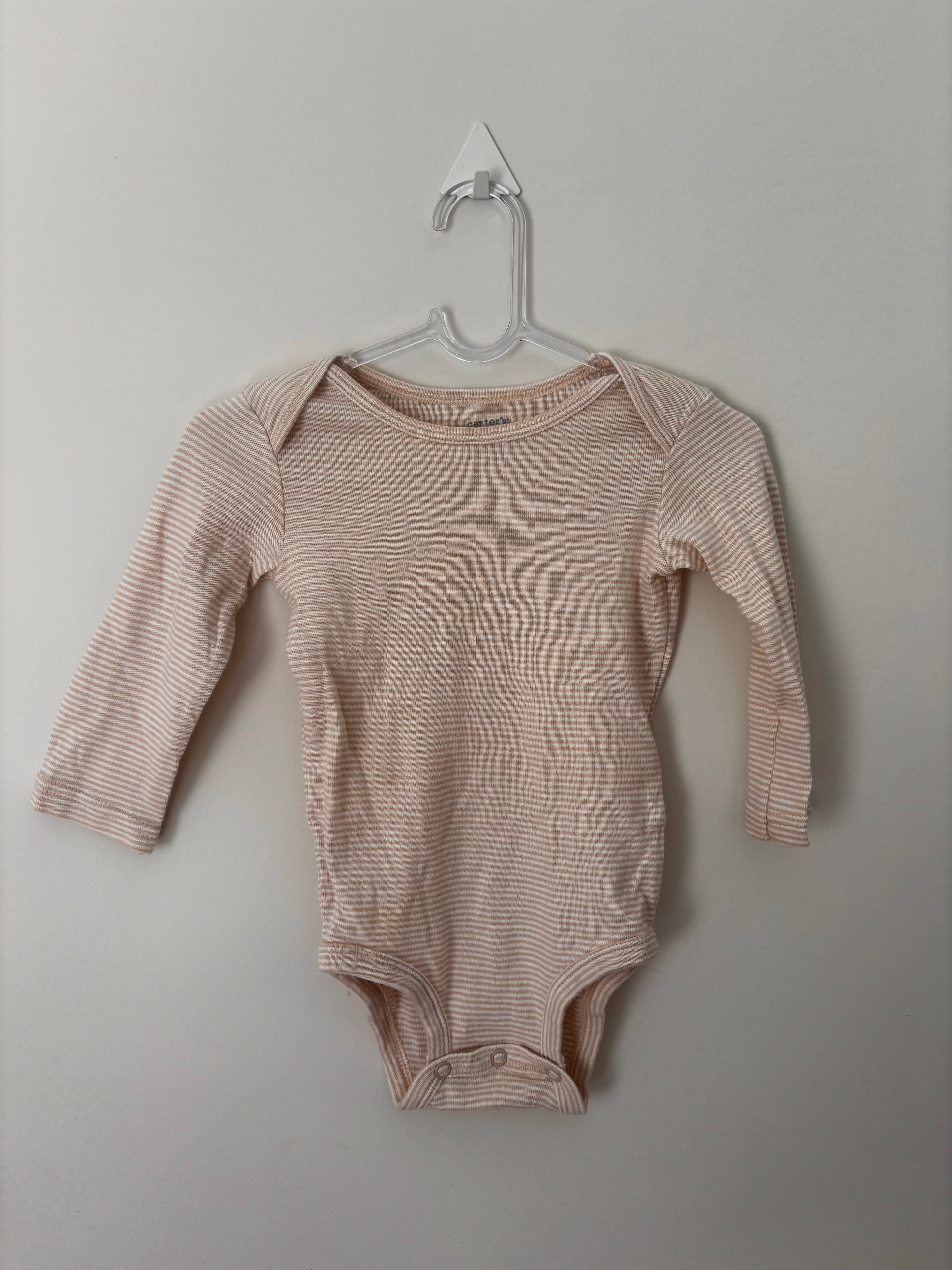 Body Listrado – Nude (Bebê) Carter's