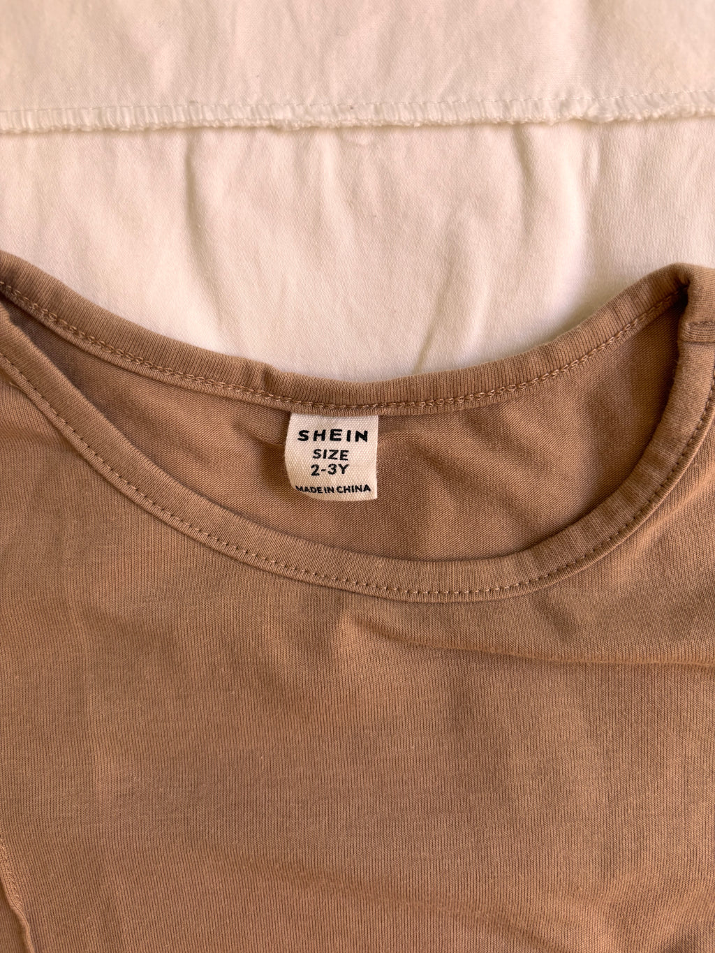 Camiseta Lisa – Caramelo (Infantil)