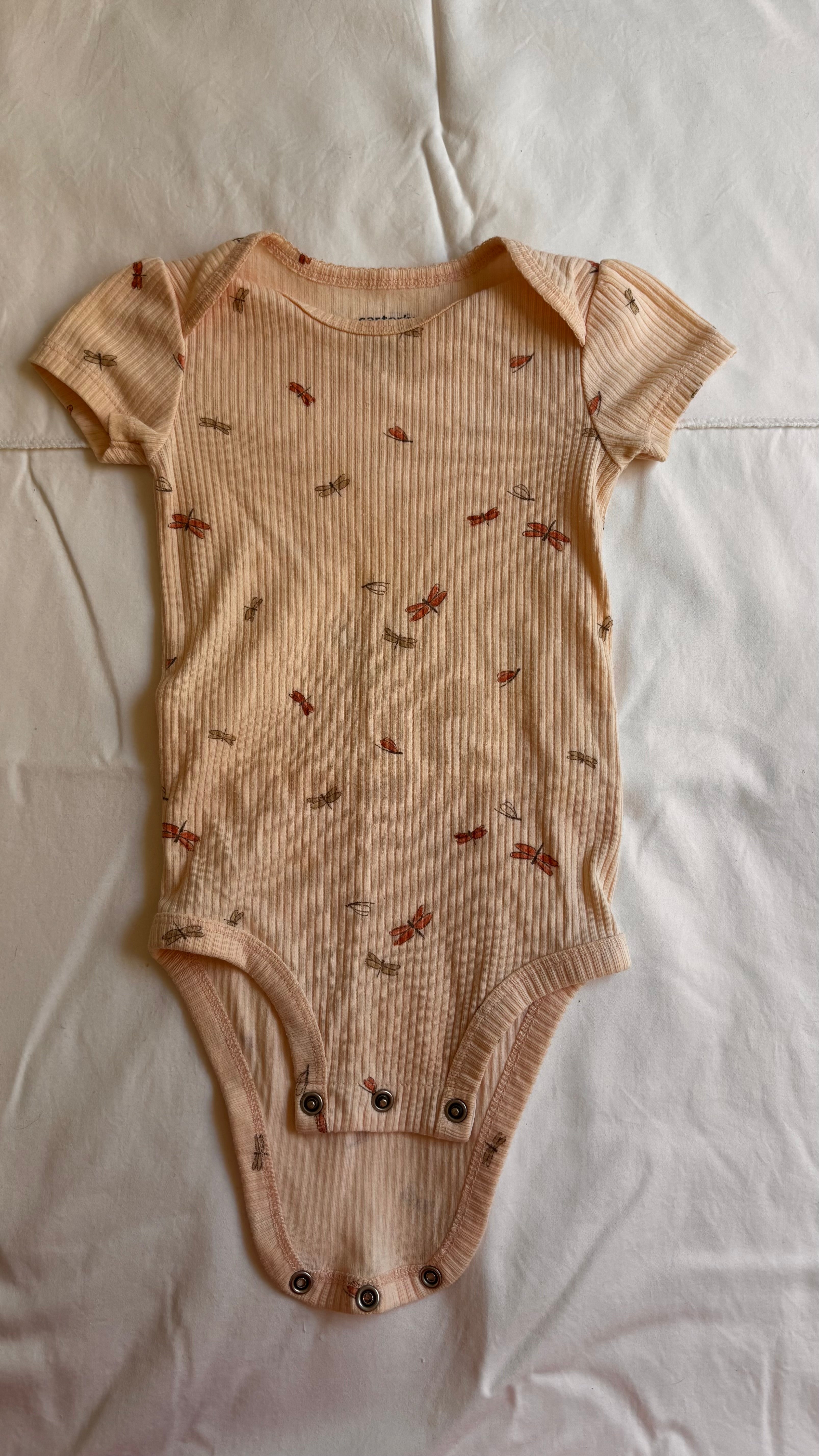 Body Canelado Estampa Libélulas – Bege Claro (Bebê)