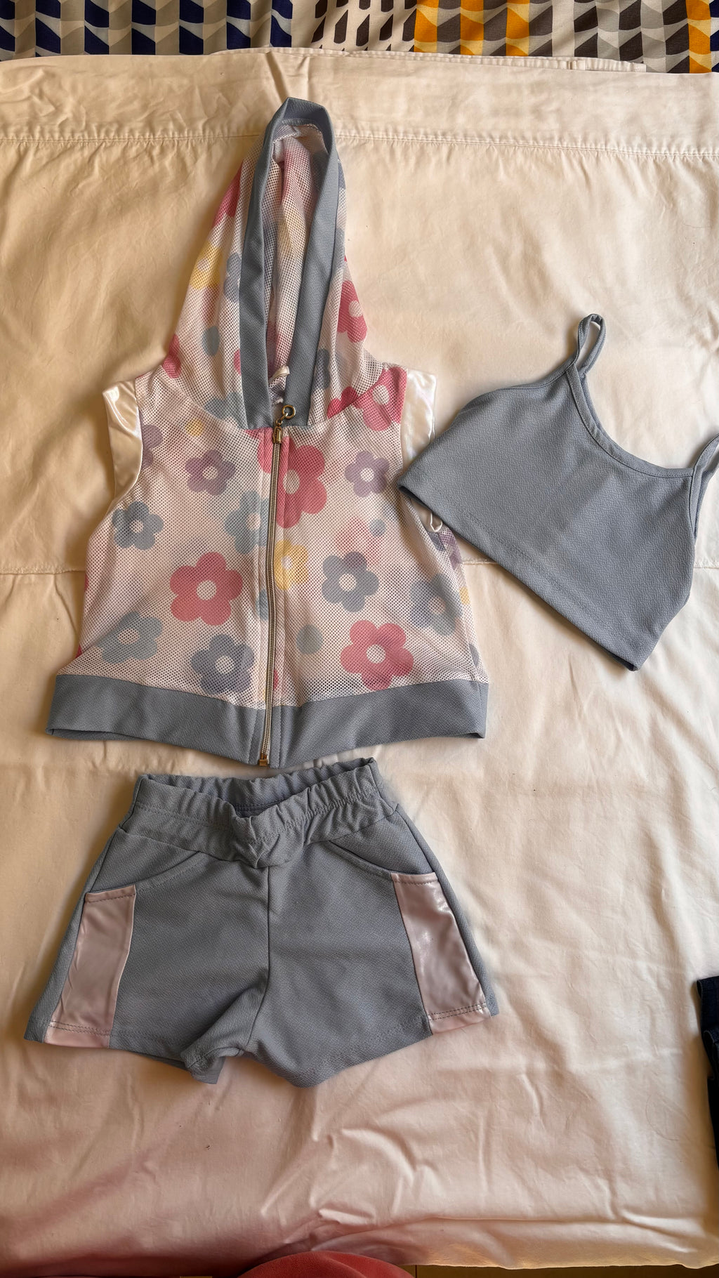 Conjunto Colete Florido, Top e Shorts – Azul (Infantil)