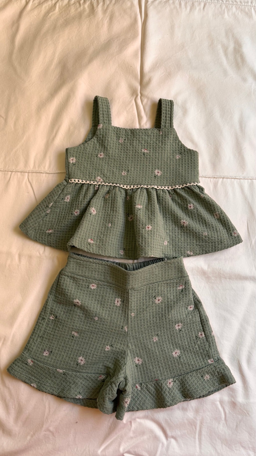 Conjunto Estampa Florzinhas – Verde (Infantil)
