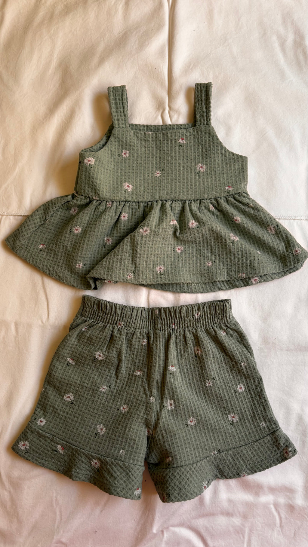 Conjunto Estampa Florzinhas – Verde (Infantil)