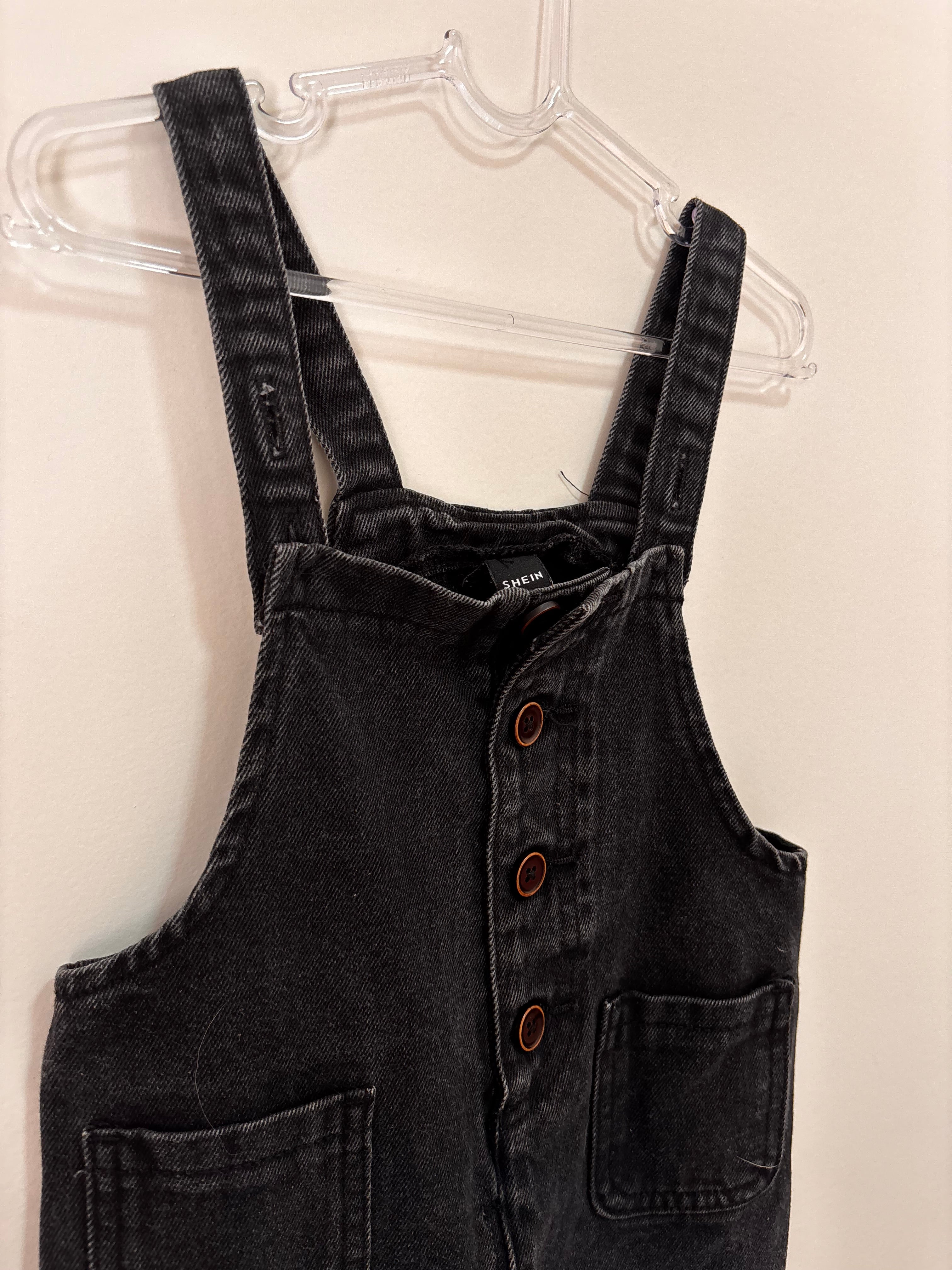 Jardineira Jeans – Preto (Bebê)