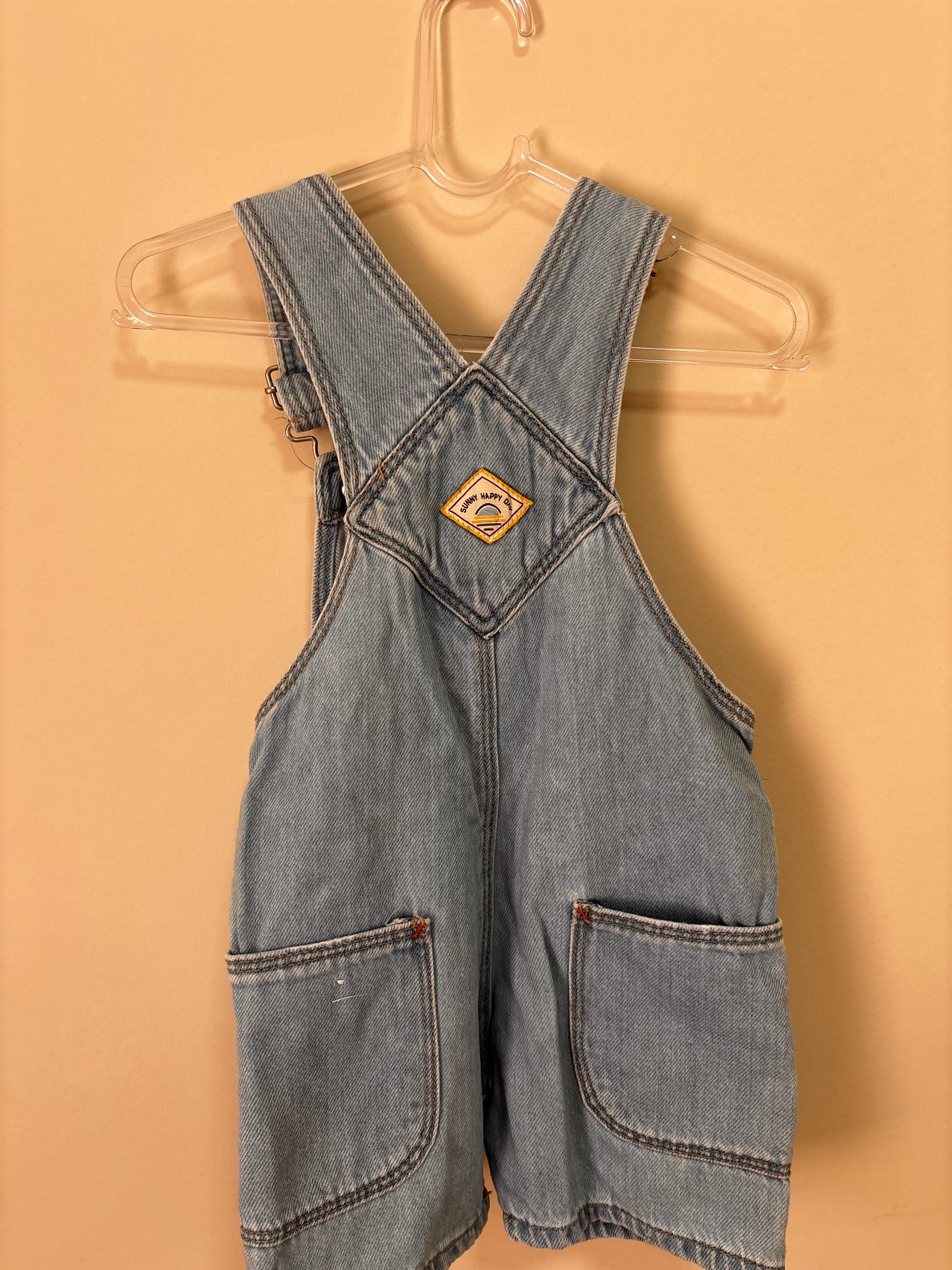 Jardineira Jeans Clara (Bebê)