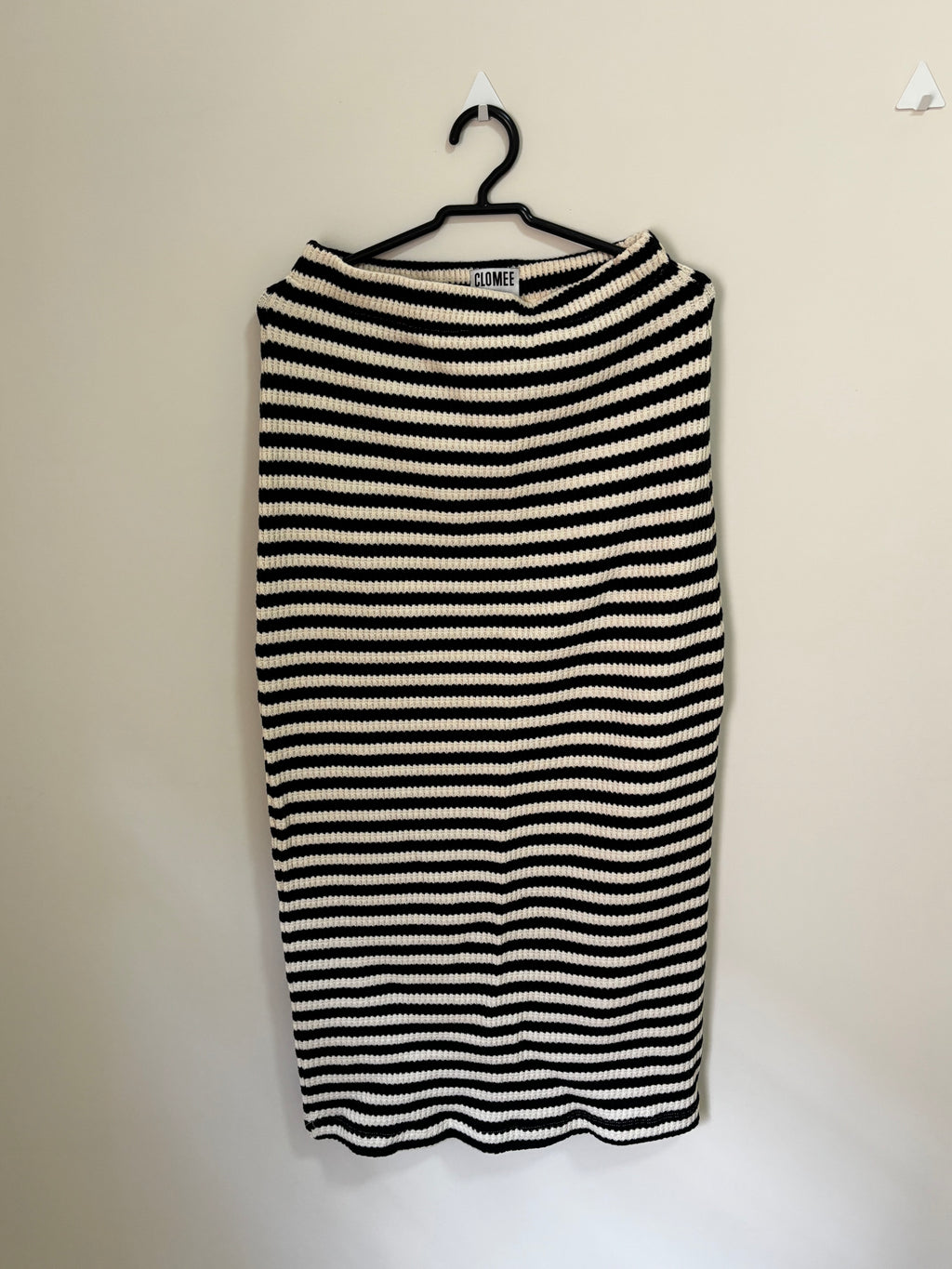 Saia Tubinho Listrada – Preto e Branco (Feminino)