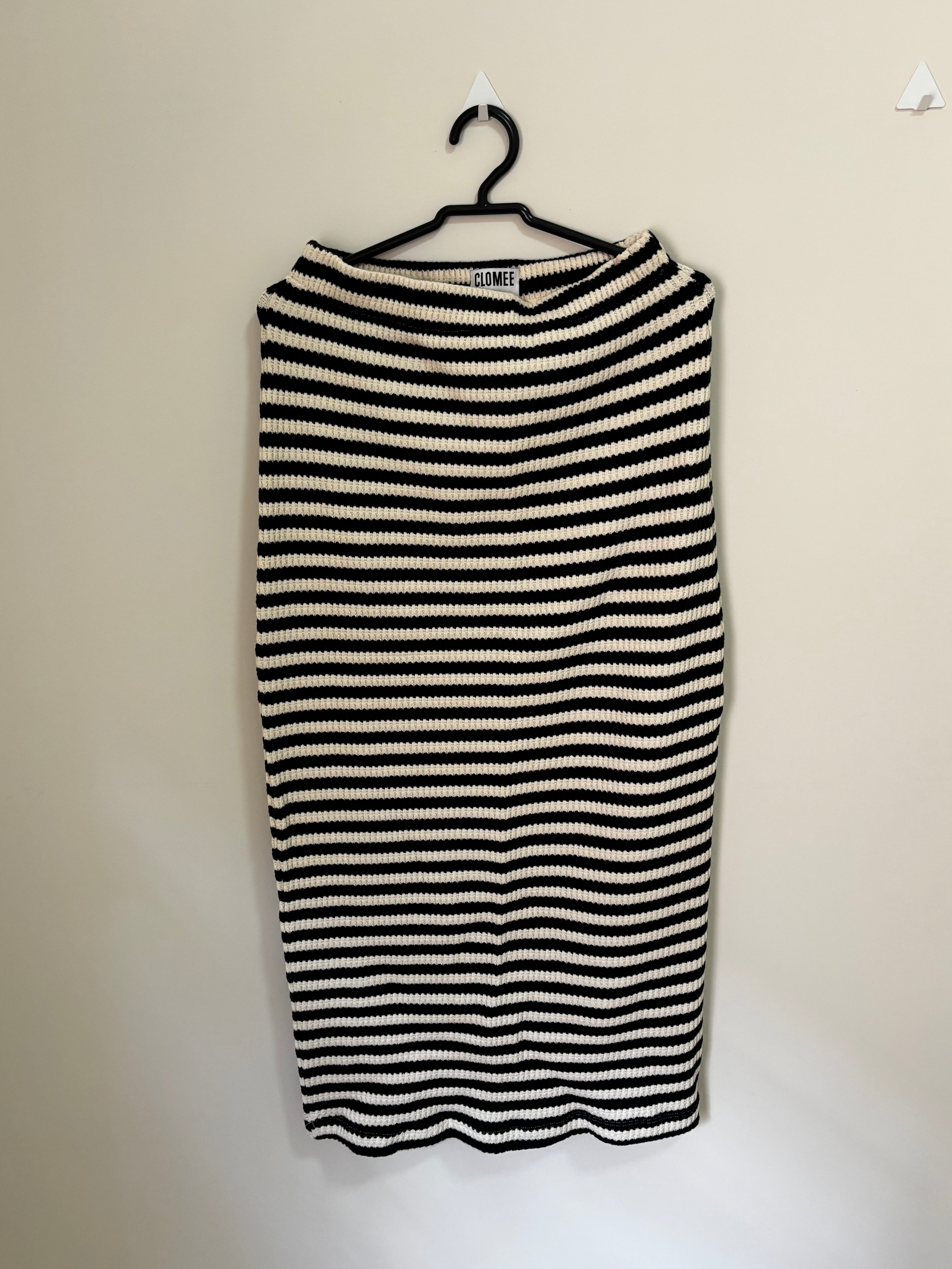 Saia Tubinho Listrada – Preto e Branco (Feminino)