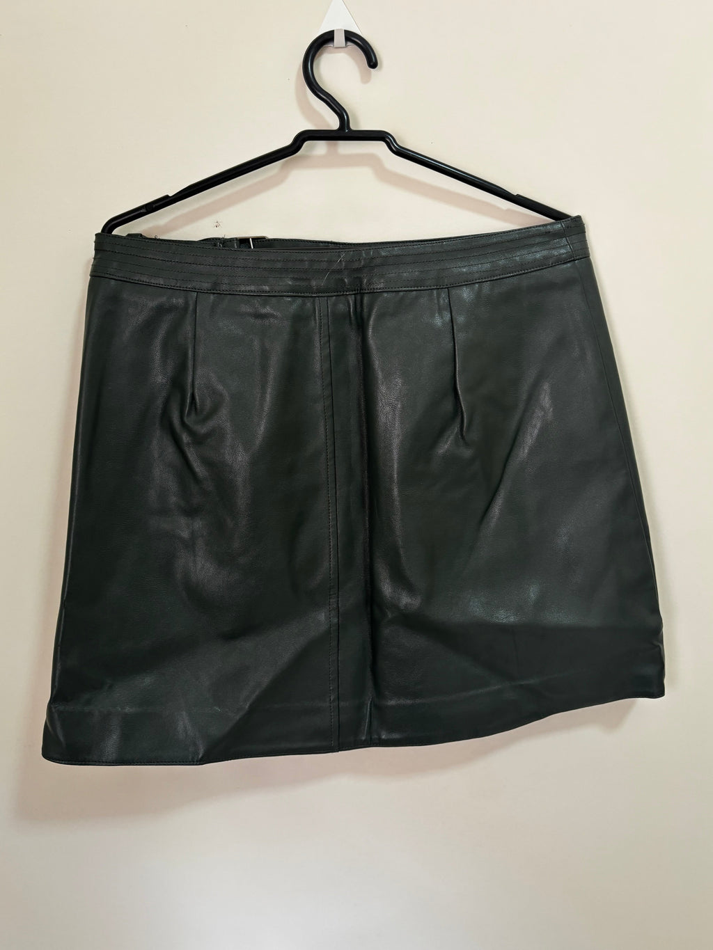 Saia de Couro – Preta (Feminino)