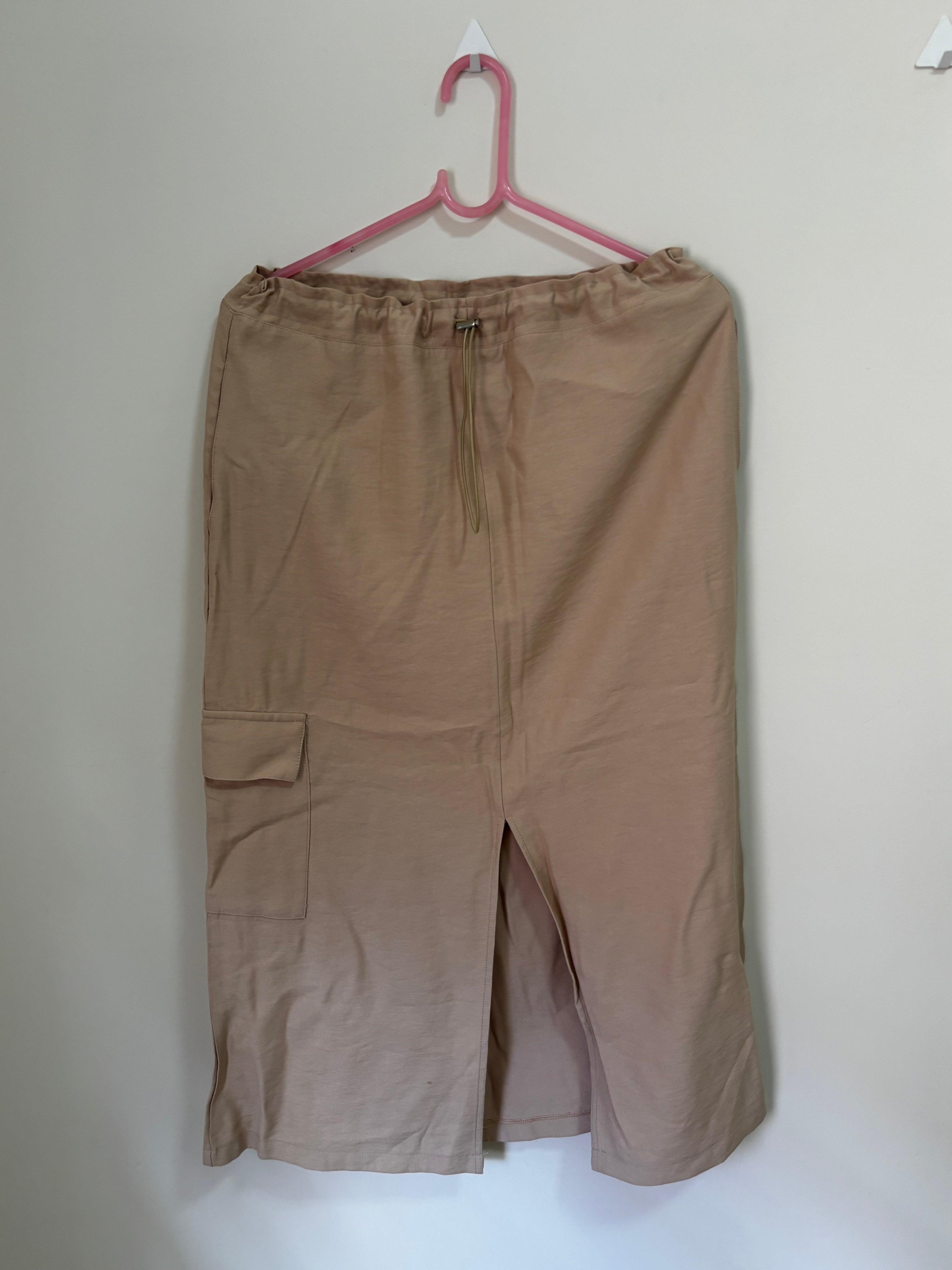 Saia Cargo – Bege (Feminino)