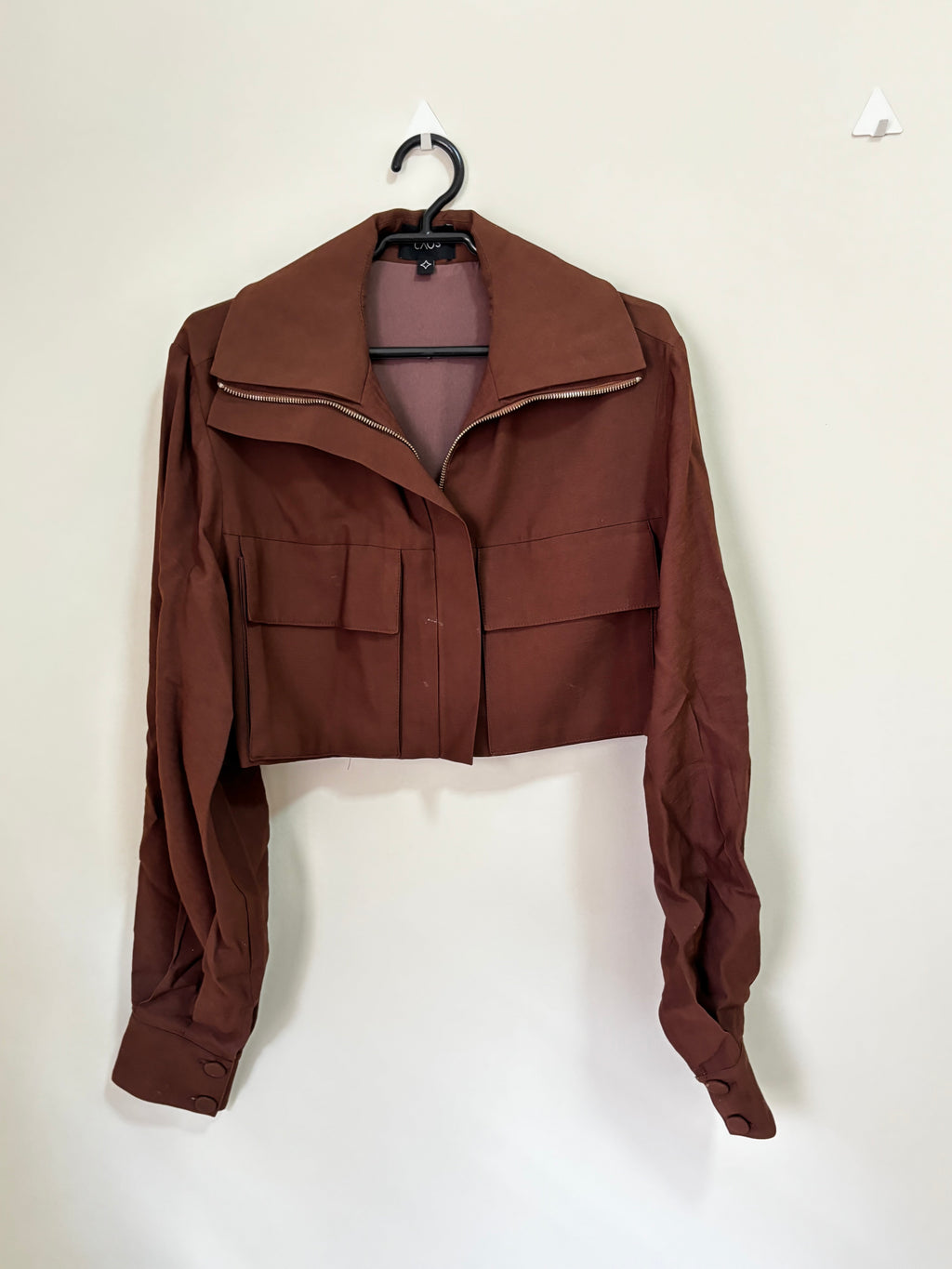 Jaqueta Cropped Couro Fake – Marrom (Feminino)