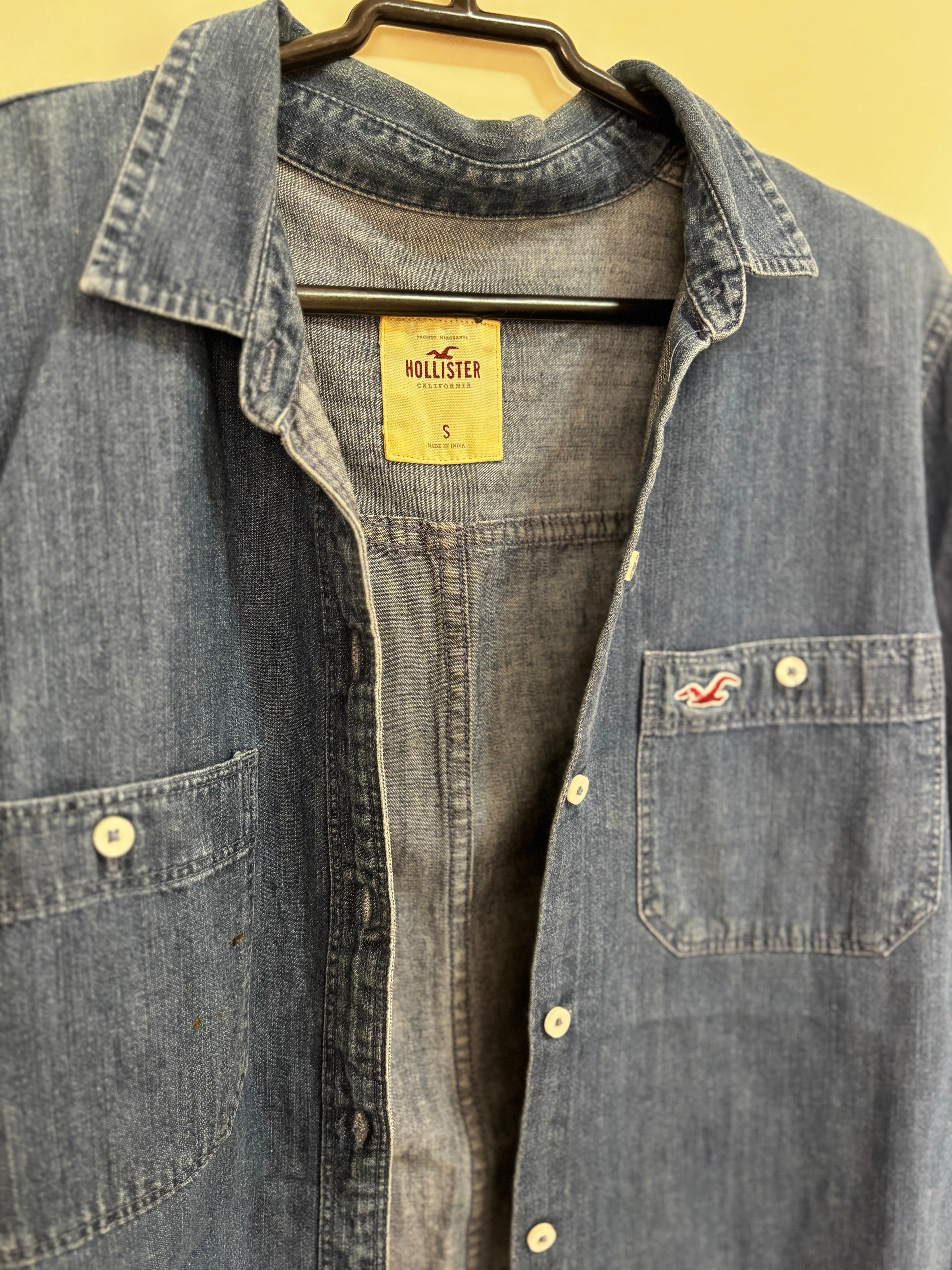 Camisa Jeans Hollister (Feminino)