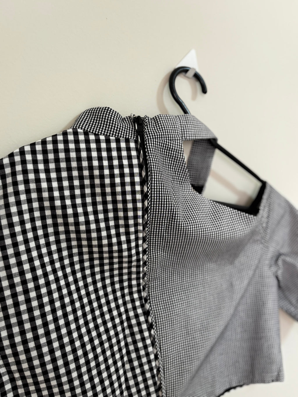 Cropped Xadrez Vichy – Preto e Branco (Feminino)