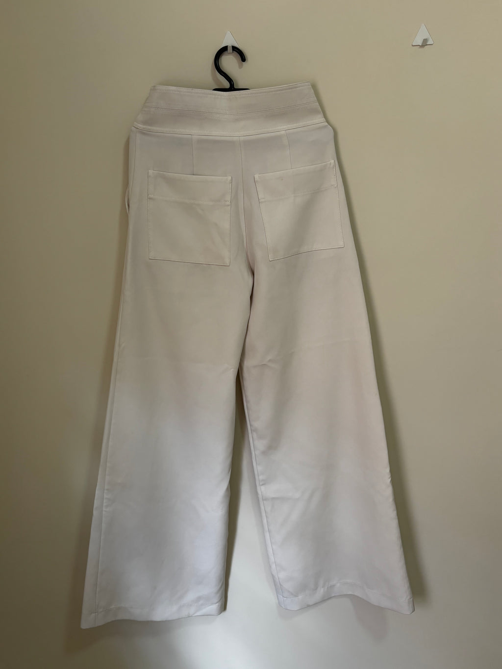 Pantalona – Off-White (Feminino)