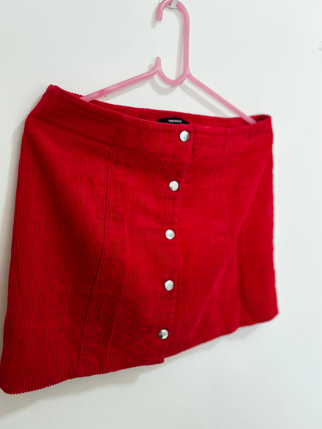 Saia Cotelê com Botões – Vermelha (Feminino) Forever21