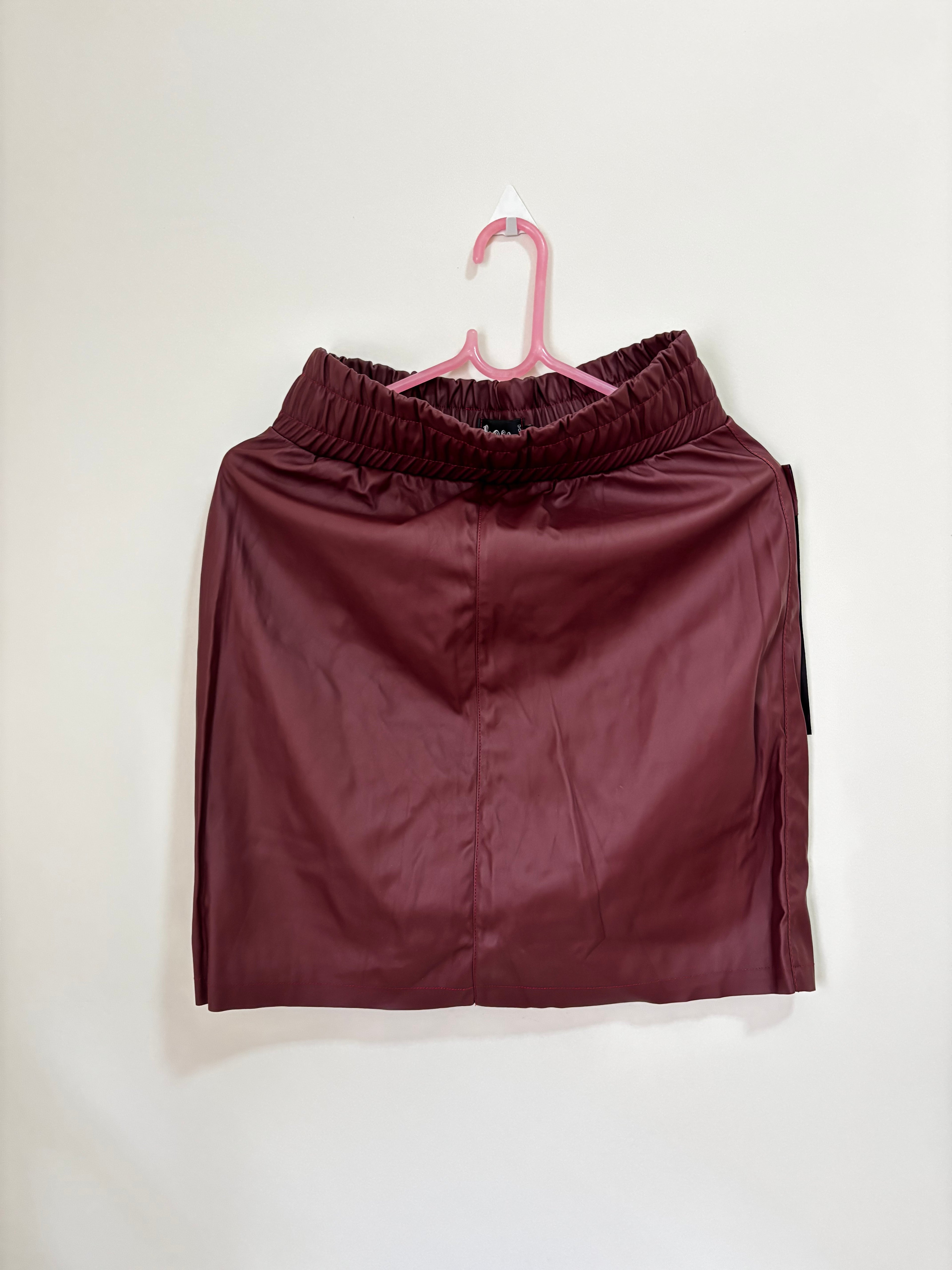 Saia de Courino Rosa Chic – Bordô (Feminino)
