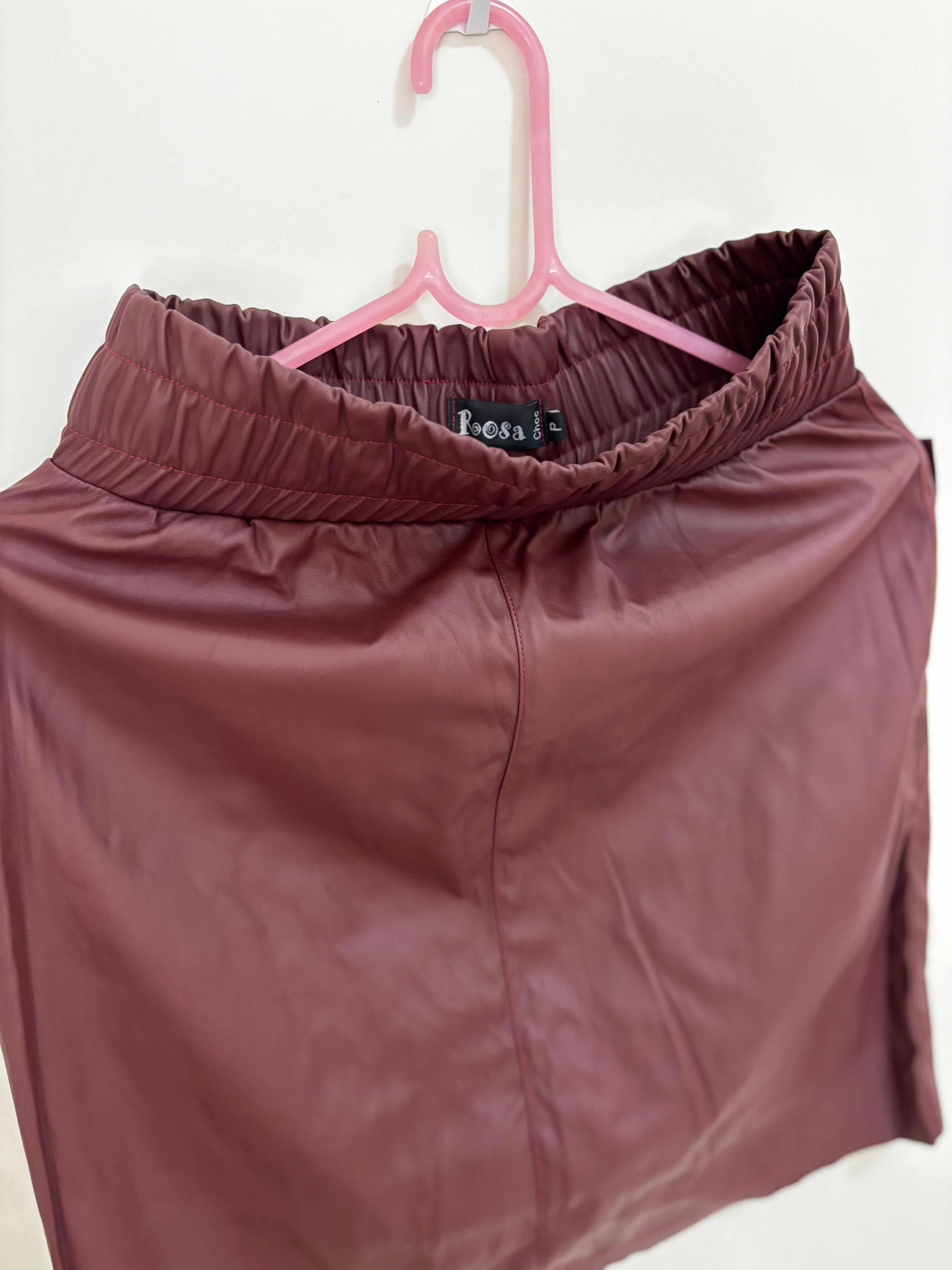 Saia de Courino Rosa Chic – Bordô (Feminino)