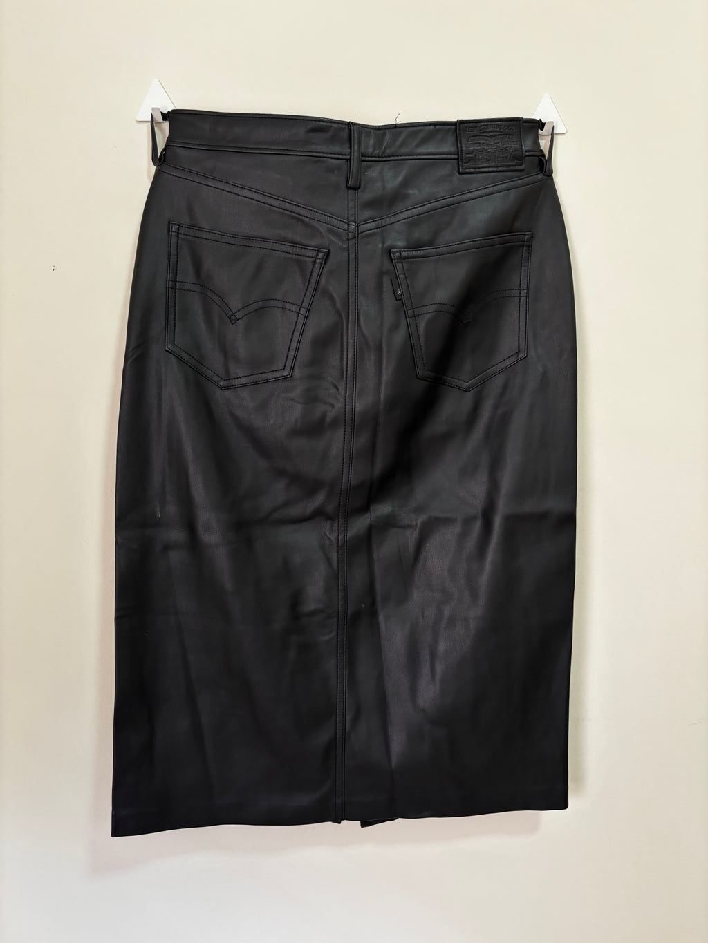 Saia de Couro Levi's – Preta (Feminino)