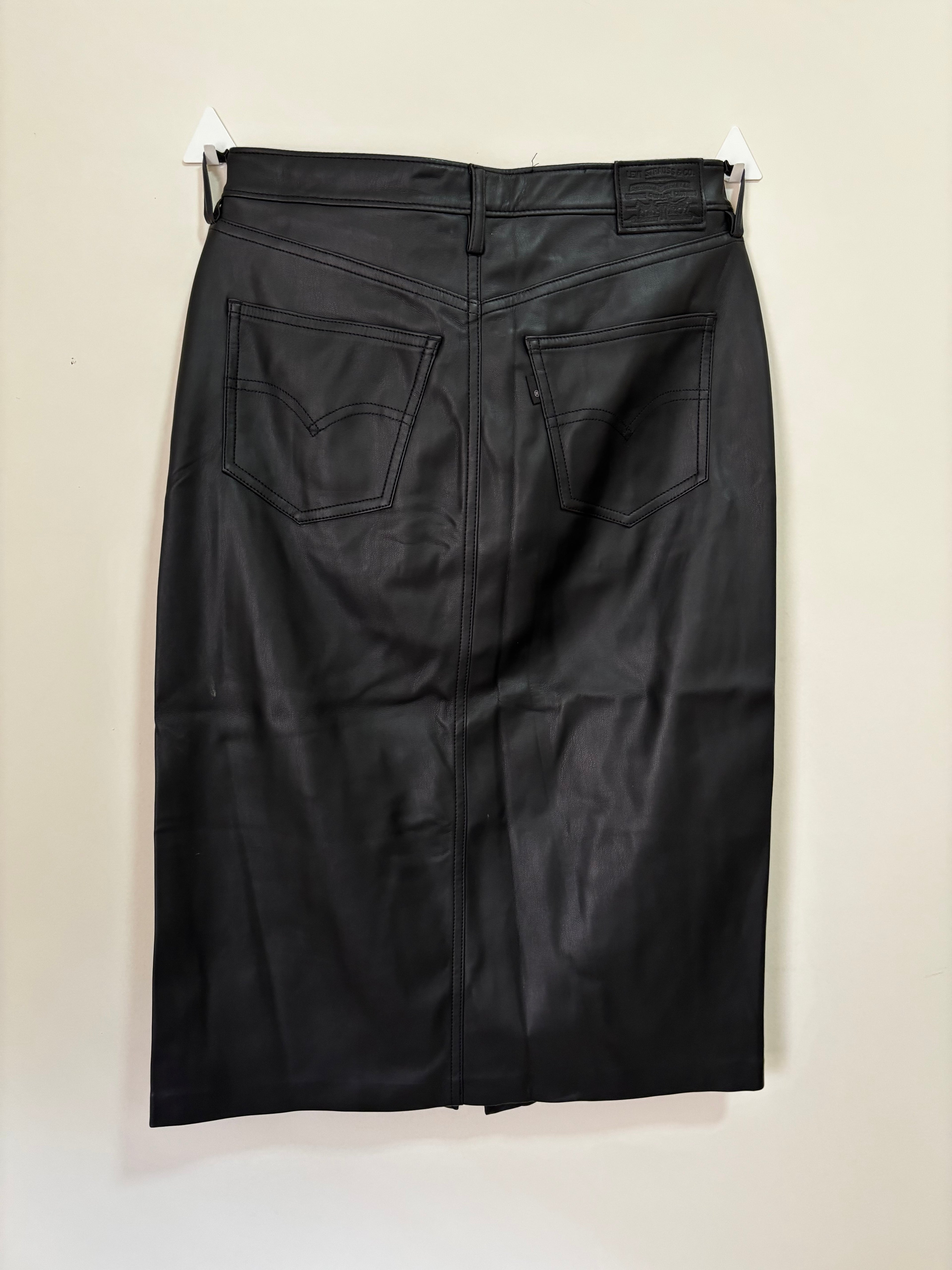 Saia de Couro Levi's – Preta (Feminino)