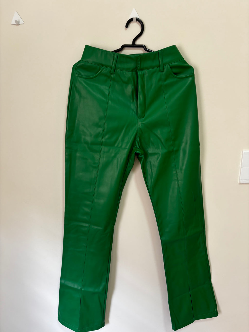 Calça de Couro – Verde (Feminino)