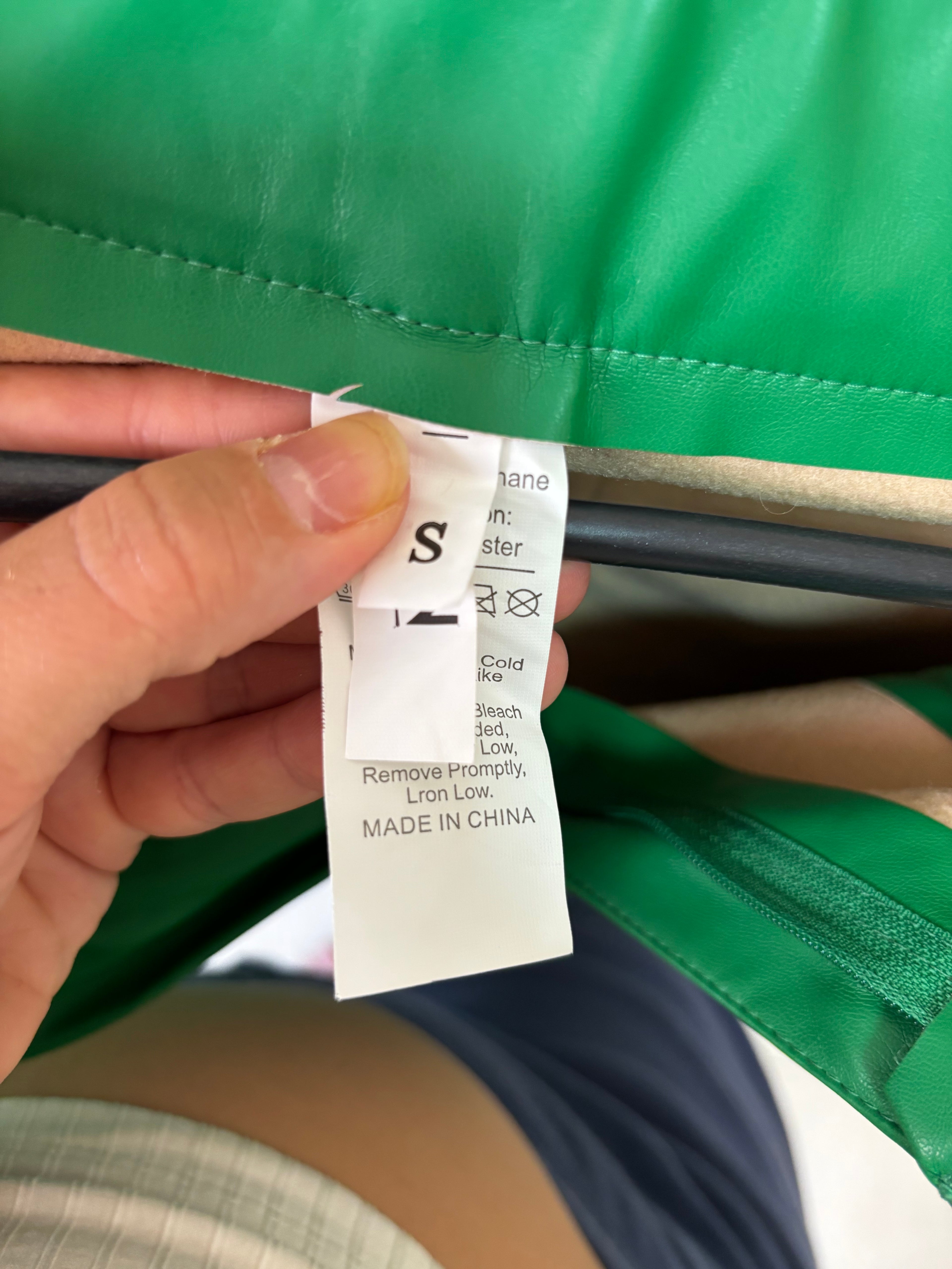 Calça de Couro – Verde (Feminino)