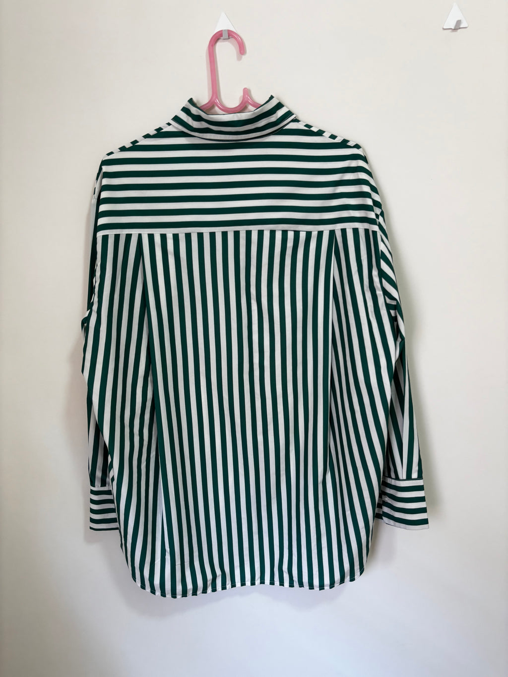 Conjunto Camisa + Shorts Listrado – Verde e Branco (Feminino)