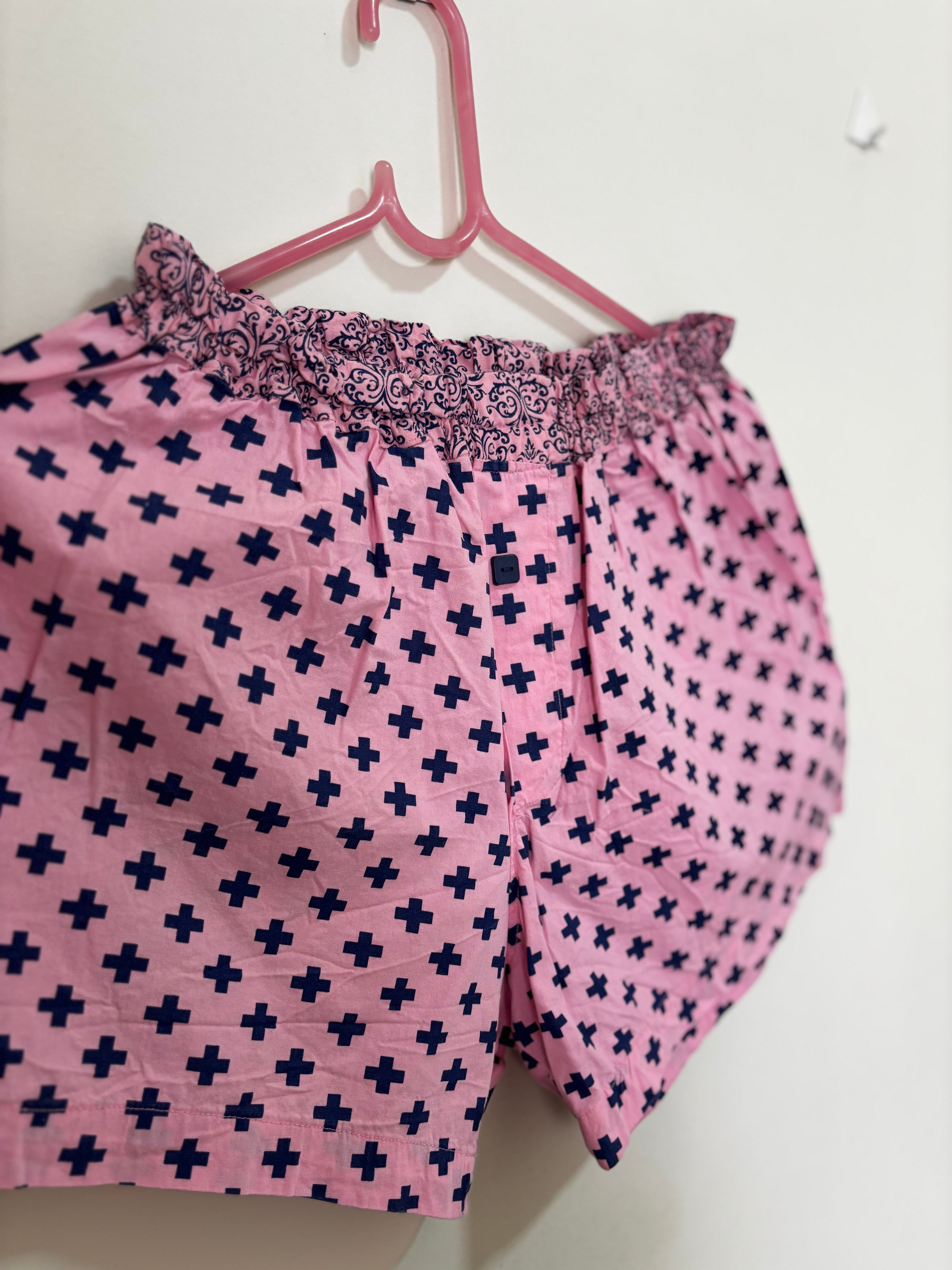 Shorts Boxer Estampa Cruzinhas – Rosa e Marinho (Feminino)